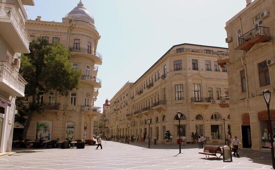 Azerbaycan Bakü Turu