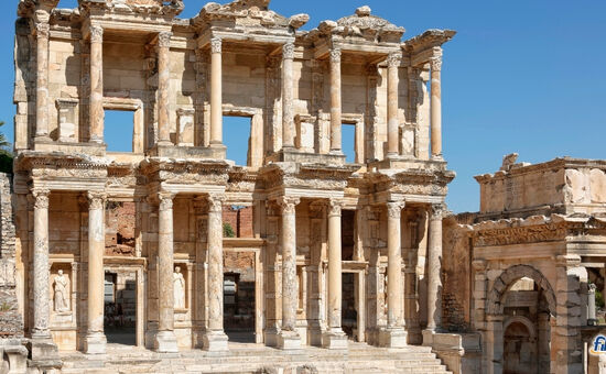 Aydın Çıkışlı Efes Şirince Meryemana Turu