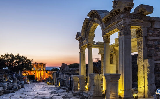 Aydın Çıkışlı Efes Şirince Meryemana Turu