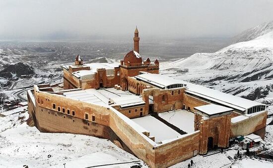 Aydın Çıkışlı Uçaklı Doğu Ekspres Rotasında Van-Kars-Palandöken-Erzurum Turu