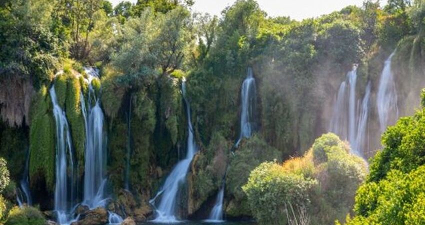 Otobüslü Balkan Masalı Turu