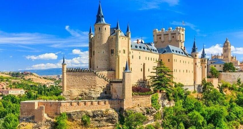 Aydın Çıkışlı İspanya & Portekiz Turu