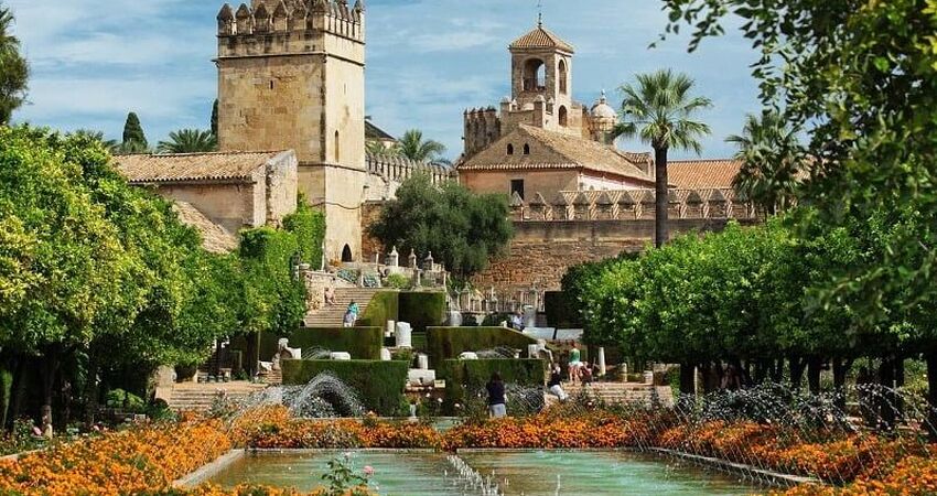 Aydın Çıkışlı İspanya & Portekiz Turu