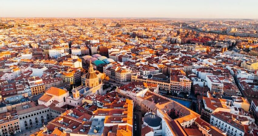 Aydın Çıkışlı İspanya & Portekiz Turu