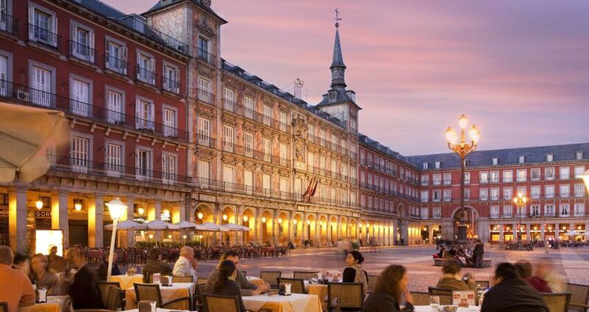 Aydın Çıkışlı İspanya & Portekiz Turu