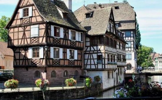 Aydın Çıkışlı Express Romantik Rota Almanya İsviçre Fransa Turu 