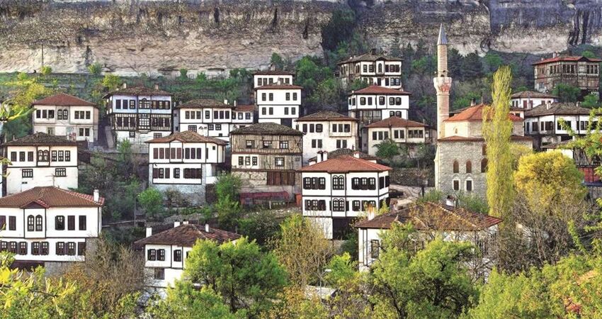 Aydın Çıkışlı Abant Safranbolu Amasra Ramazan Bayramı Özel Turu