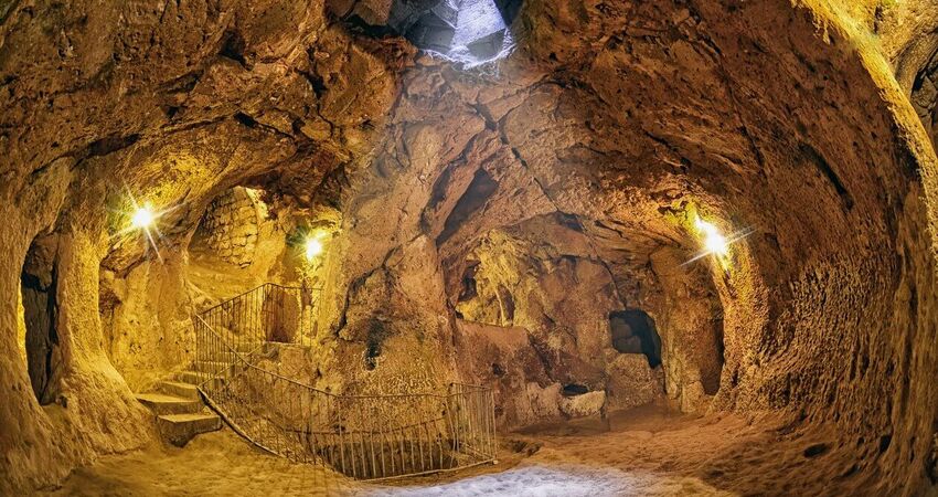 Denizli Çıkışlı Kapadokya Turu (1 Gece)