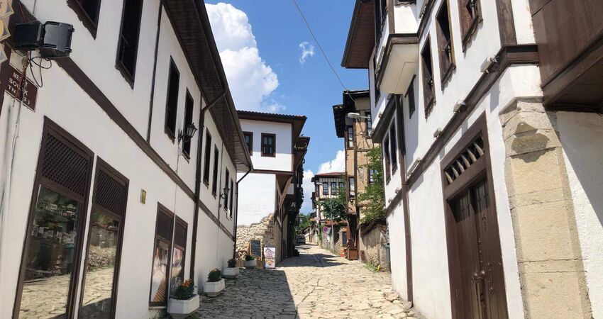 Aydın Çıkışlı Bayram Batı Karadeniz Abant Ormanya Safranbolu Yedigöller Amasra Turu