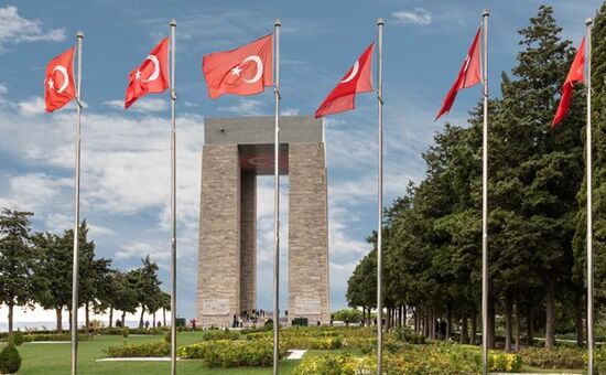 Aydın Çıkışlı Çanakkale Şehitlik Assos Behramkale Turu