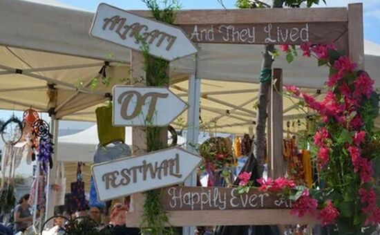 Aydın Çıkışlı Alaçatı Ot Festivali Çeşme Urla Turu